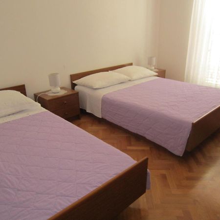 Ivic Apartments Vodice Croatia 外观 照片