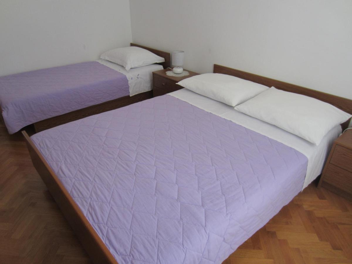 Ivic Apartments Vodice Croatia 外观 照片
