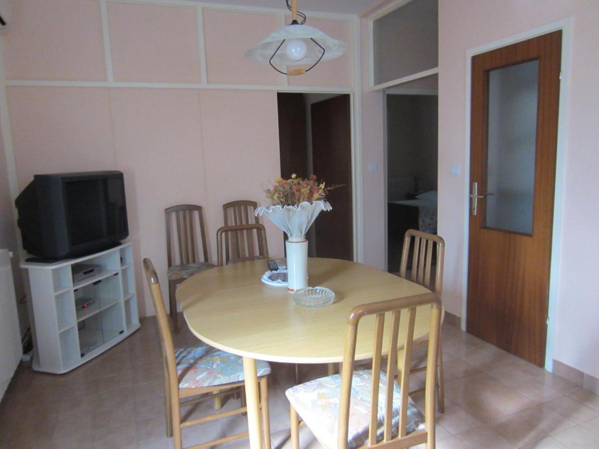 Ivic Apartments Vodice Croatia 外观 照片