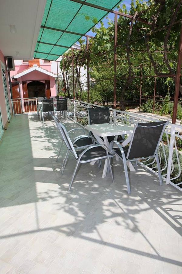 Ivic Apartments Vodice Croatia 外观 照片