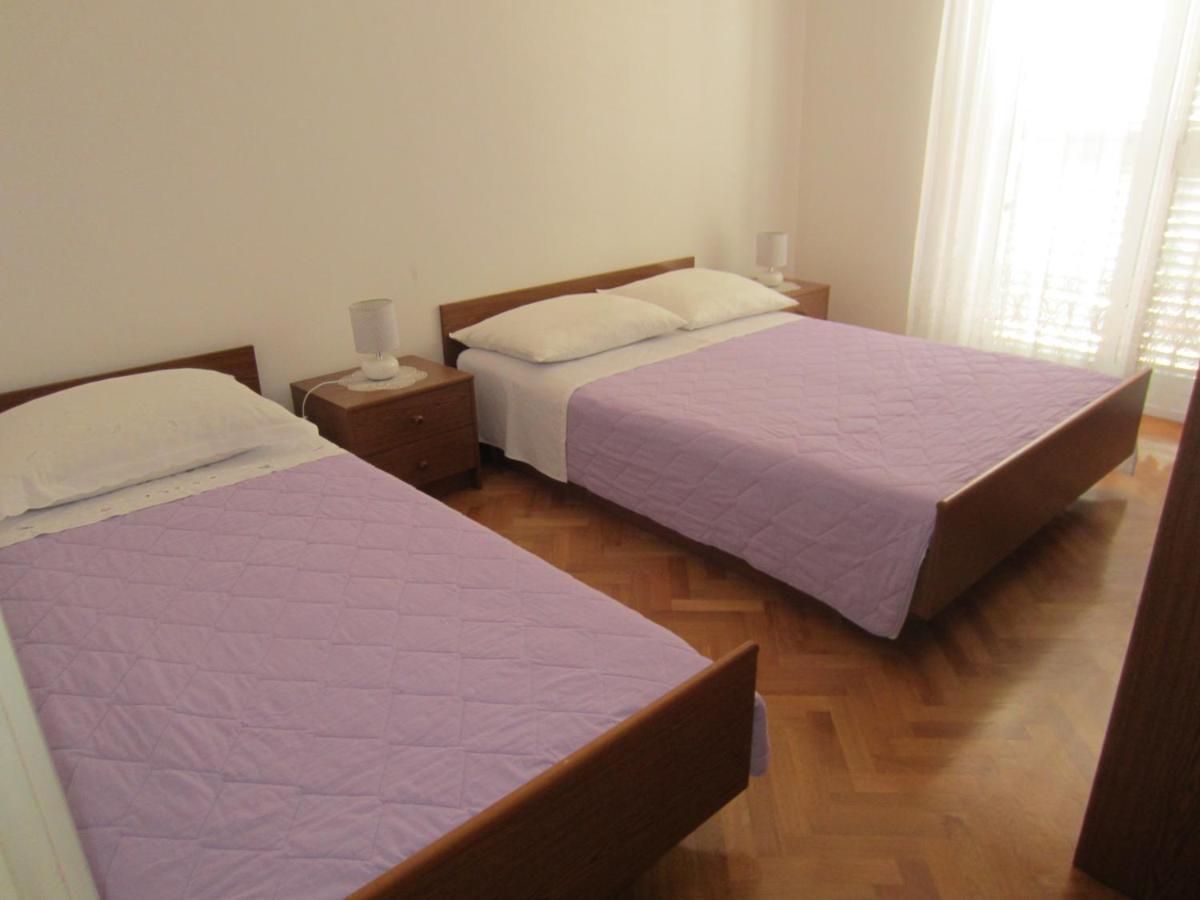 Ivic Apartments Vodice Croatia 外观 照片